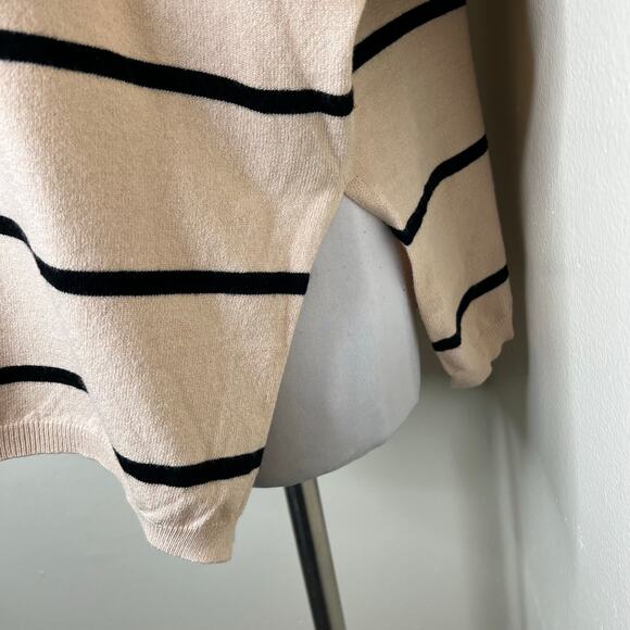 Common Threads Sweater M/L Petite Striped Oversized Dolman V-Neck Knit Beige New - Picture 6 of 9